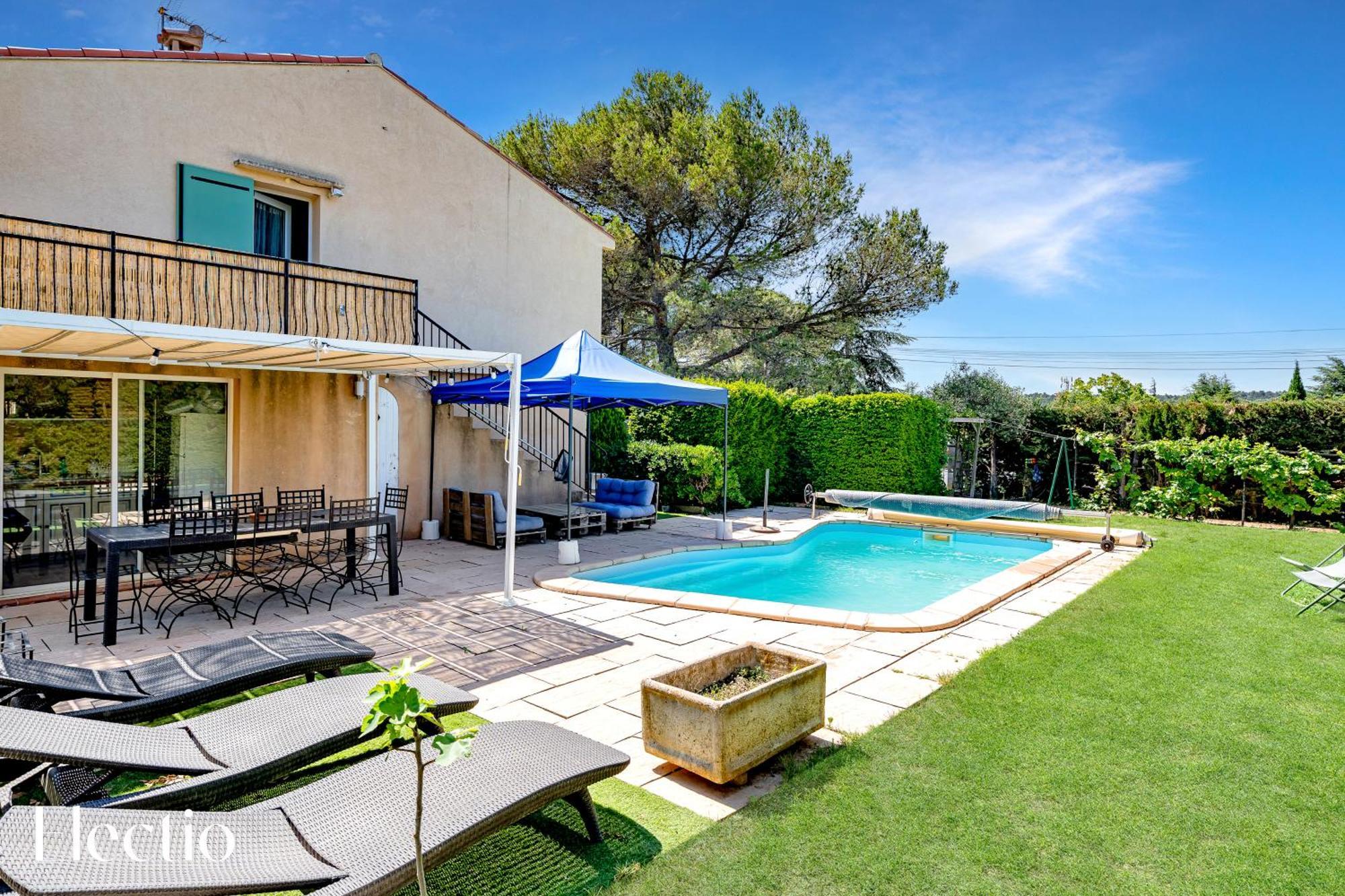 Villa Oliveda - Piscine & Salon Cinema Lourmarin Dış mekan fotoğraf