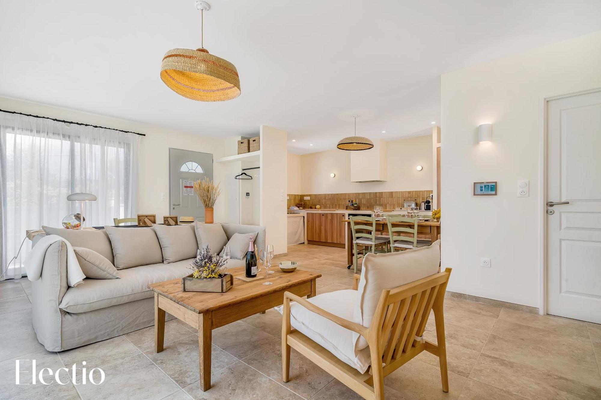 Villa Oliveda - Piscine & Salon Cinema Lourmarin Dış mekan fotoğraf