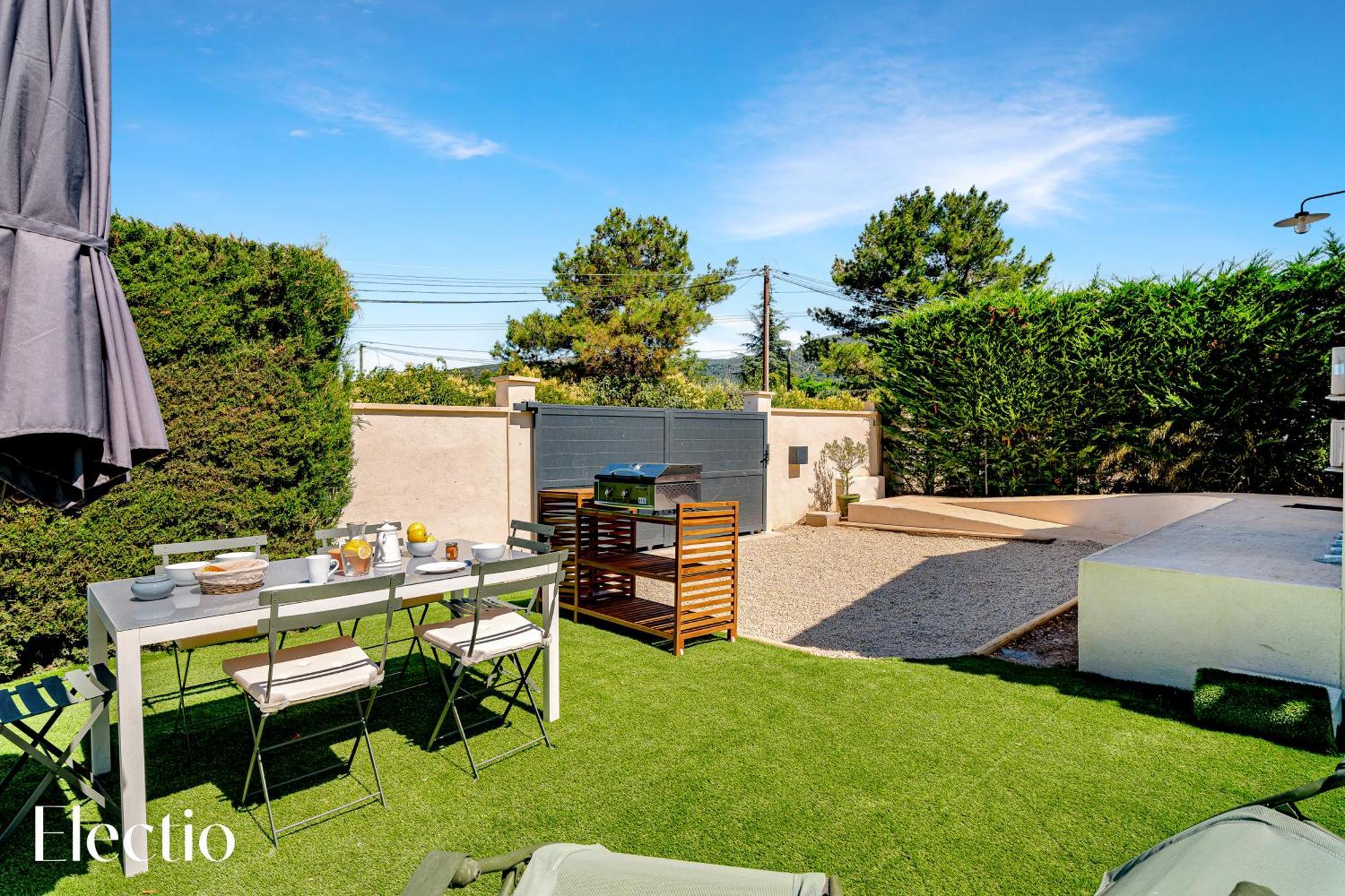 Villa Oliveda - Piscine & Salon Cinema Lourmarin Dış mekan fotoğraf